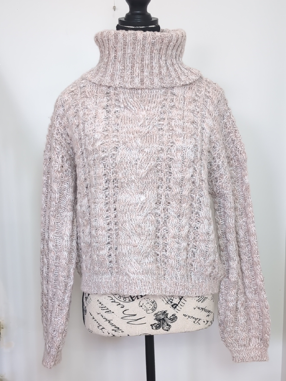 GENTLE FAWN | Women's Pink/Beige Alexis Pullover Cable Knit Cropped Sweater